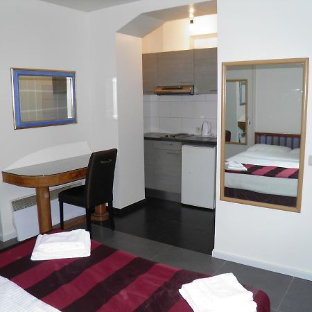 Holidays Apart-Hotel Anderlecht Exterior foto